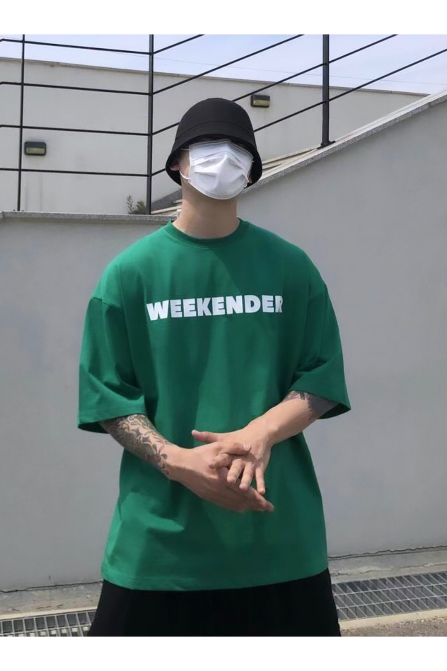 WEEKENDER 簡約T恤