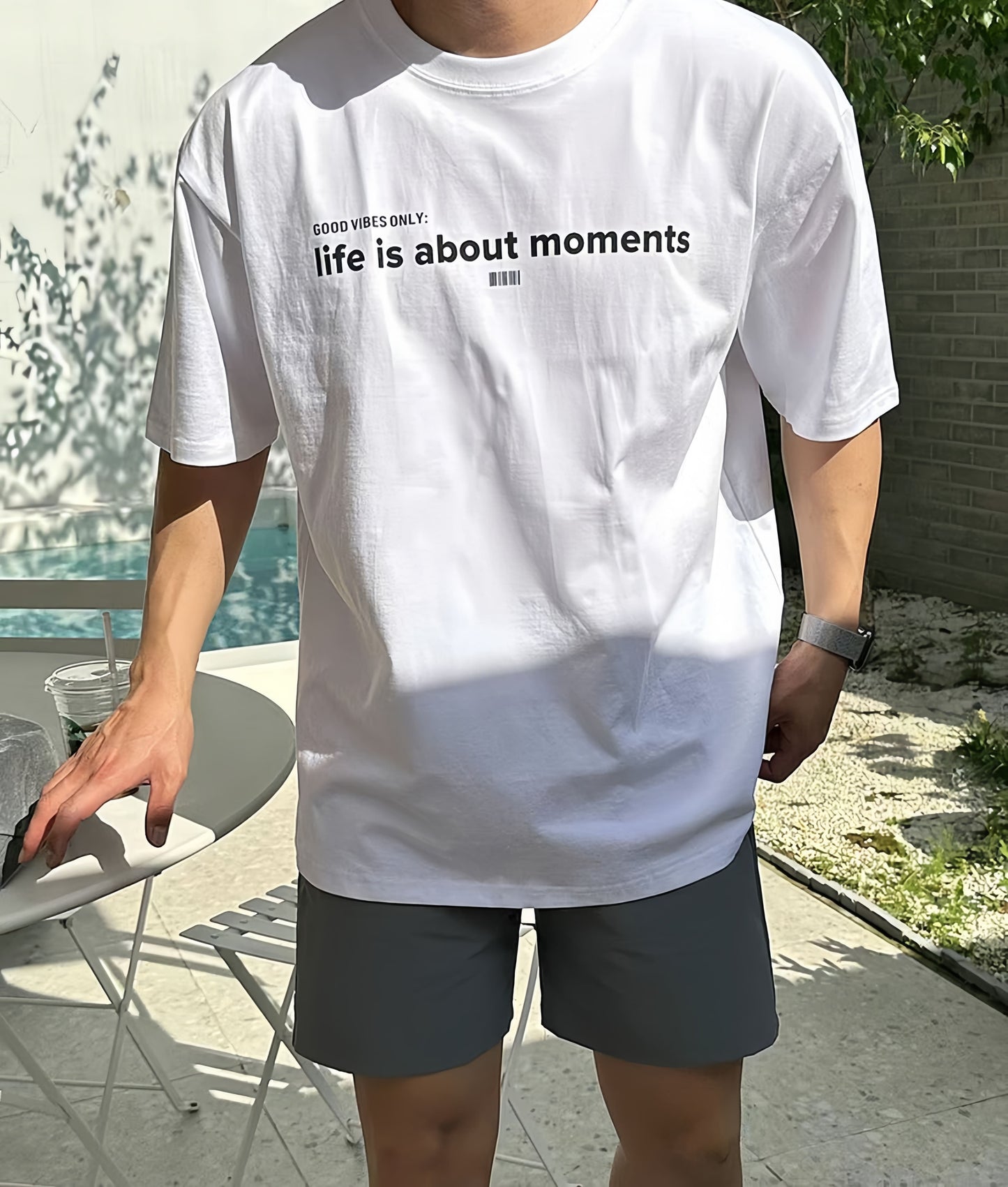 LIFE IS ABOUT MOMENTS 質感簡約T恤丨4色