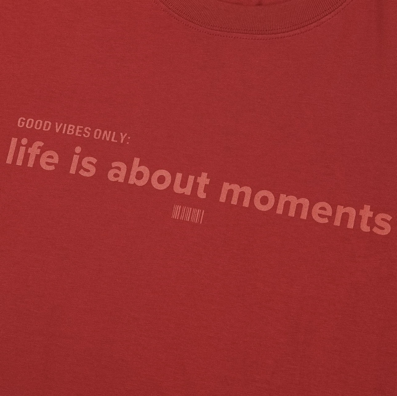 LIFE IS ABOUT MOMENTS 質感簡約T恤丨4色