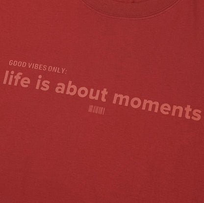 LIFE IS ABOUT MOMENTS 質感簡約T恤丨4色